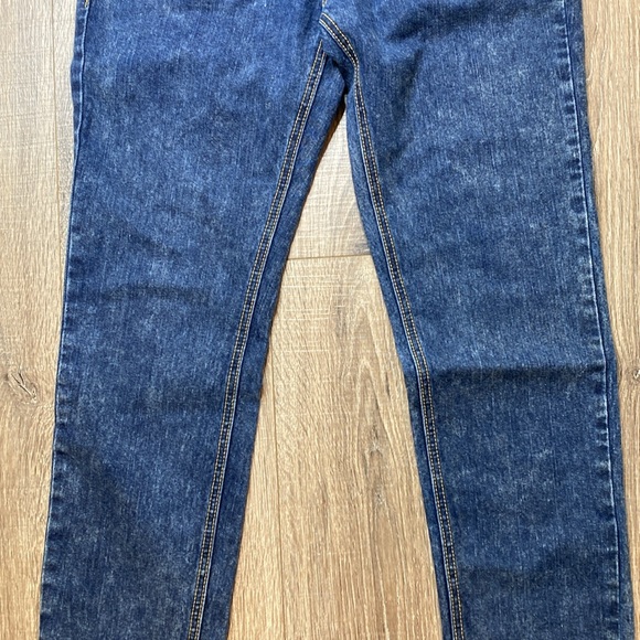 COOGI embroidered gold cross rhinestone jeans, size 7/8 - Picture 5 of 13